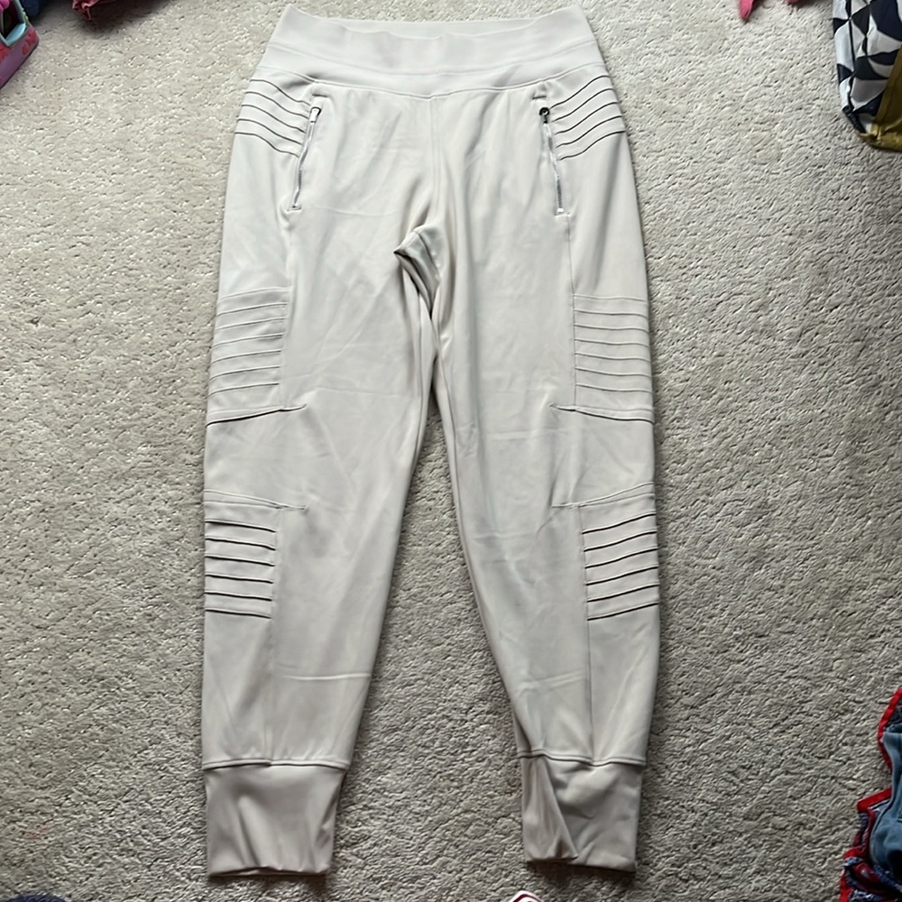 Athleta Venice Moto Jogger Abalone Bone M - Picture 3 of 8
